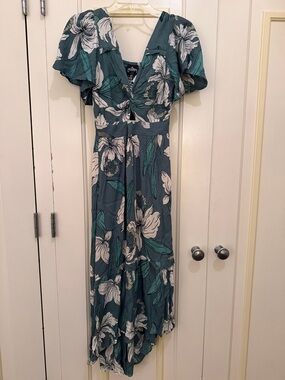 Floral Flutter-Sleeve Dress